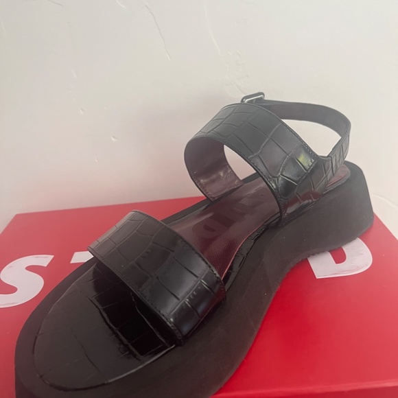 STAUD Sandals - Picture 4 of 4